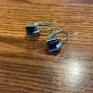 Grey dangly earrings - Great condition